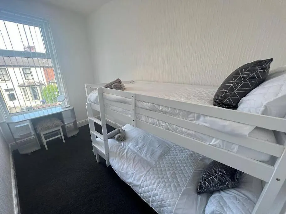 Holiday home No 33 Central Blackpool Villa United Kingdom